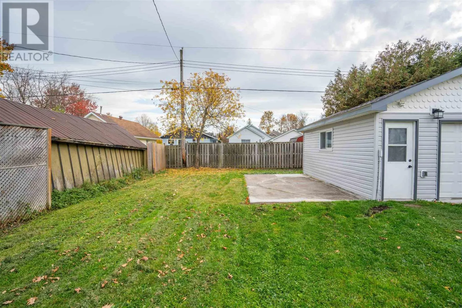 1243 Wellington E