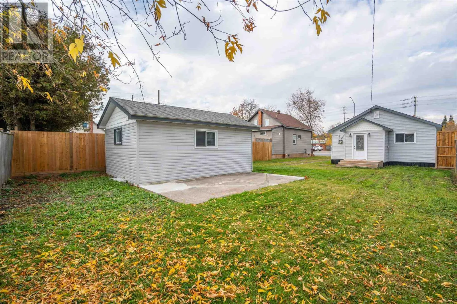 1243 Wellington E