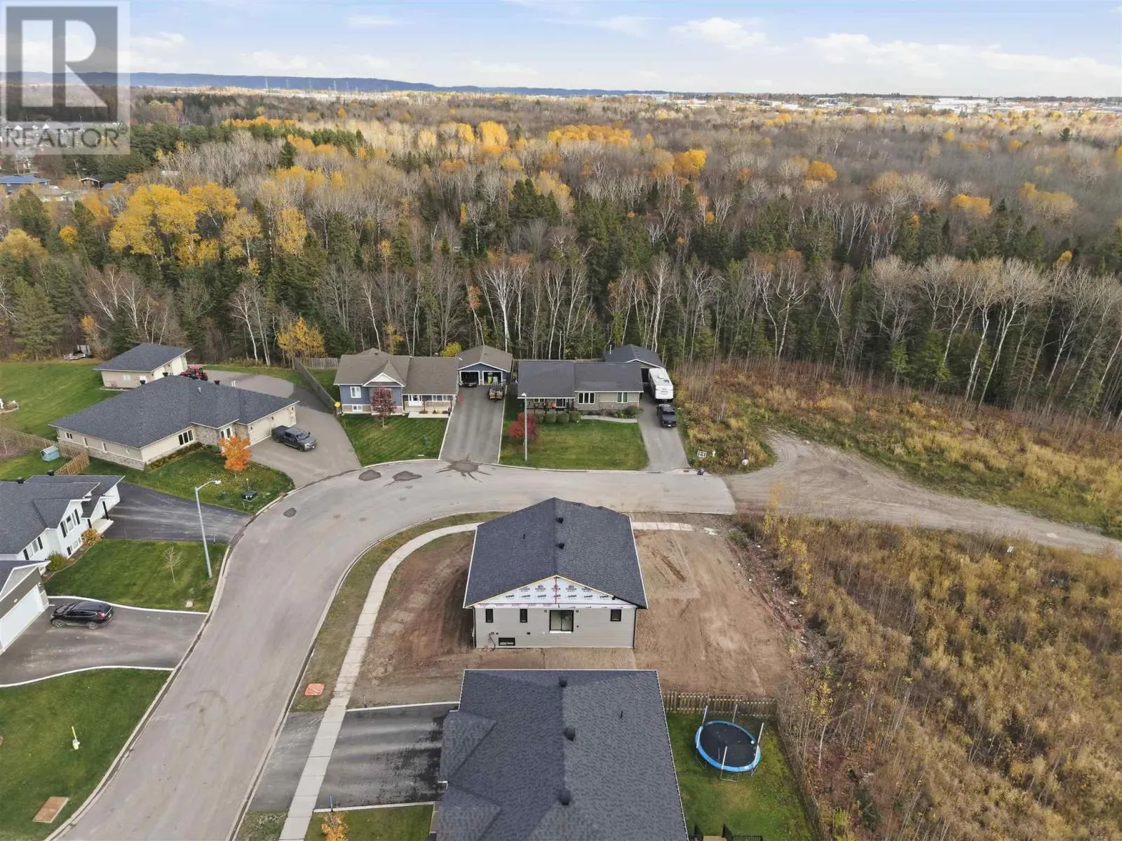 23 Sherbrook DR