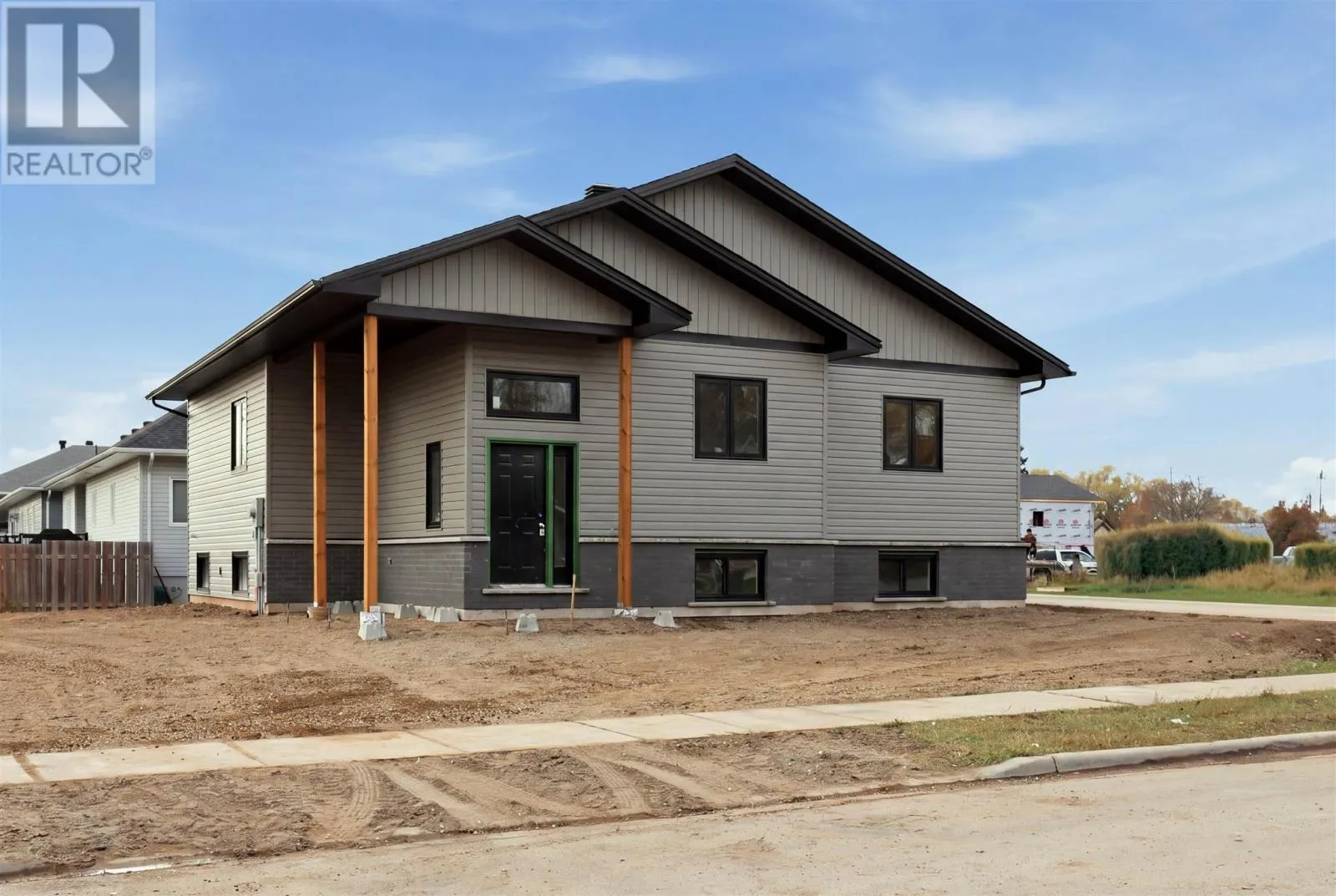 23 Sherbrook DR