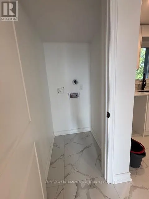 34 FLORAL AVENUE
