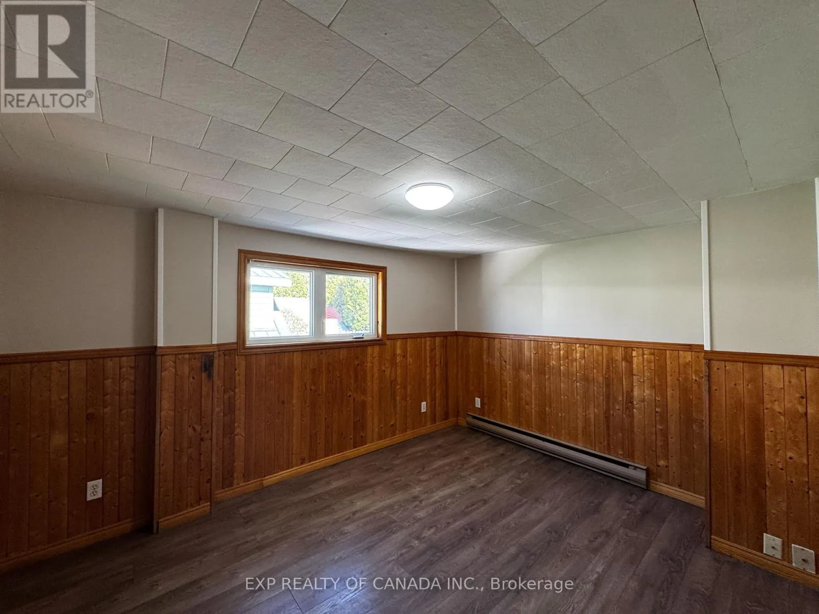 13 PREMIER AVENUE W