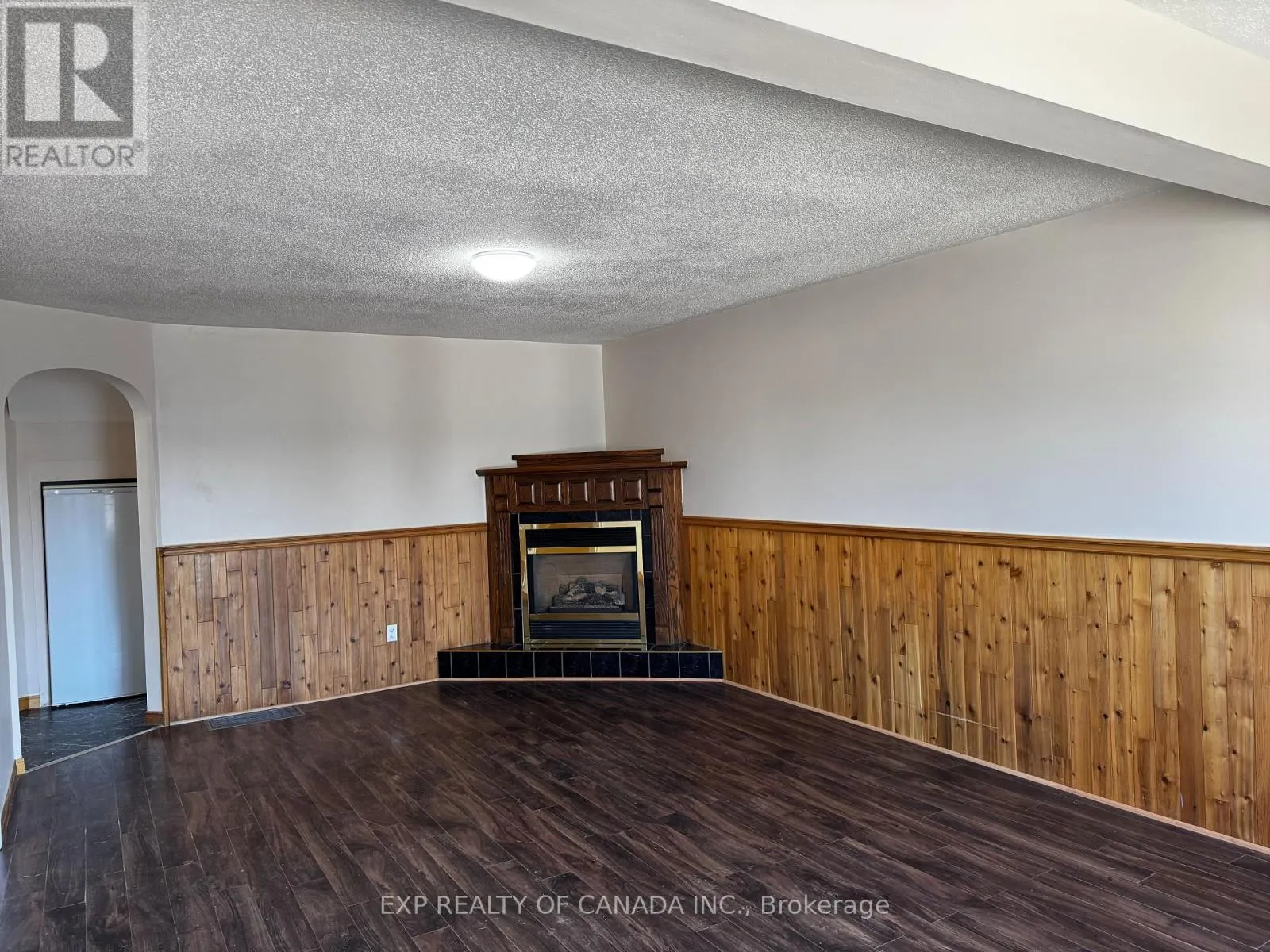 13 PREMIER AVENUE W