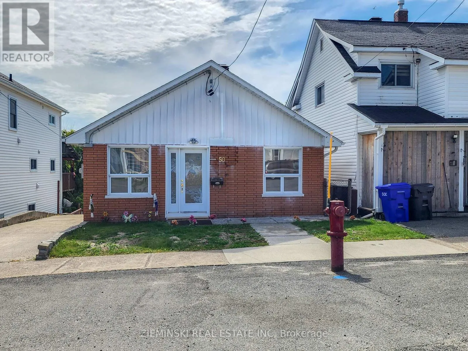 50 MC CAMUS AVENUE