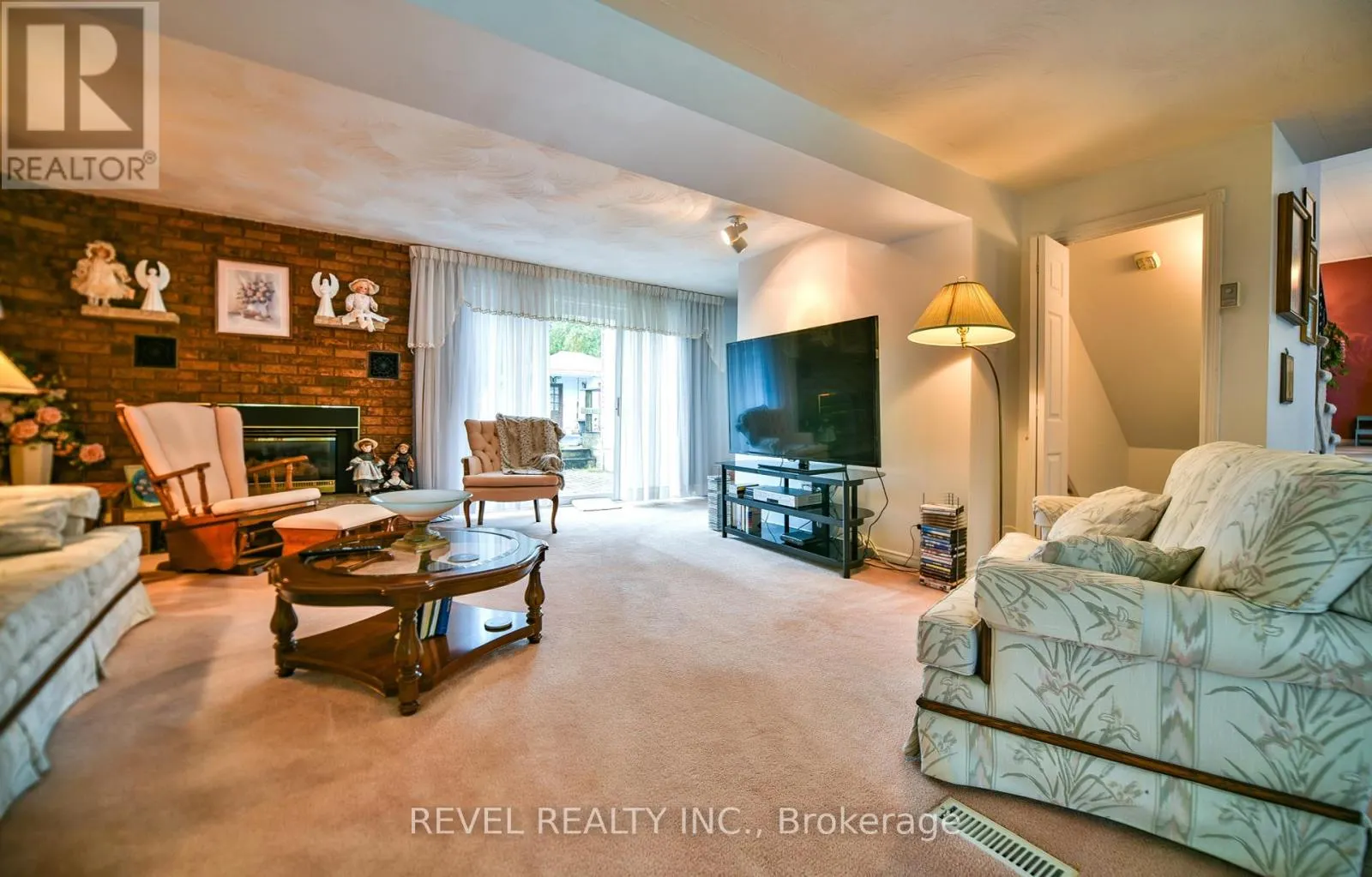 154 FOURTH AVENUE