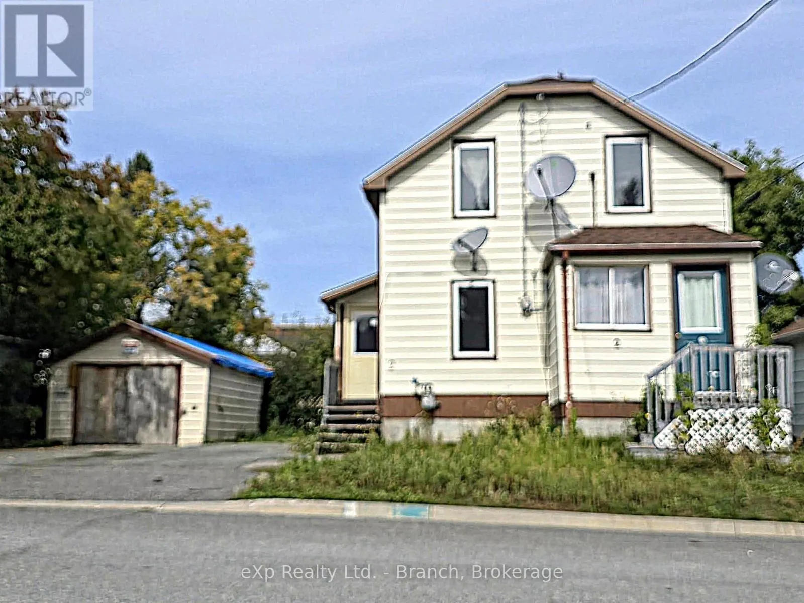 2 DIXON AVENUE