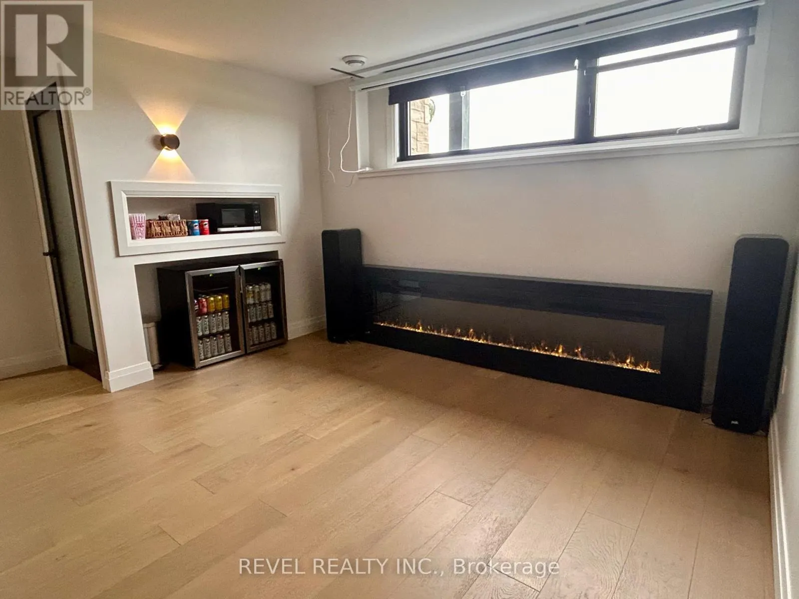 279 TENTH STREET
