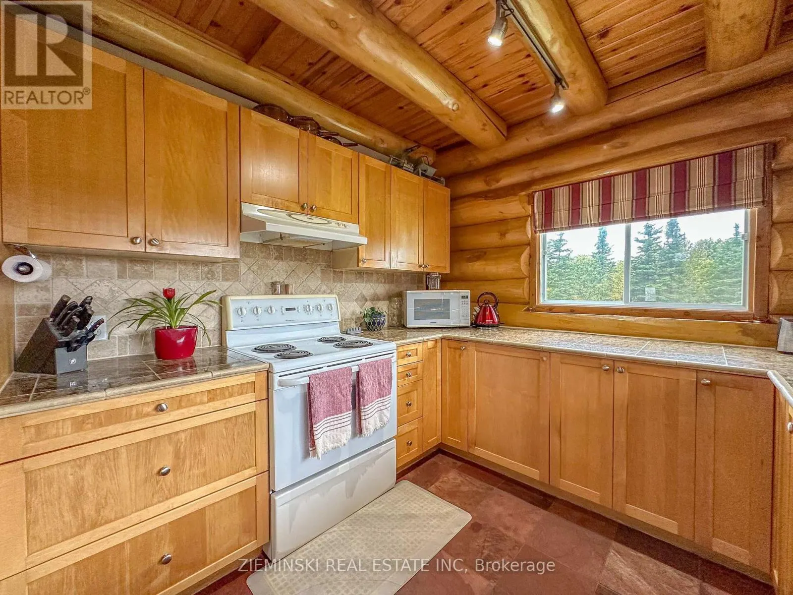 4621 FREDERICK HOUSE LAKE ROAD