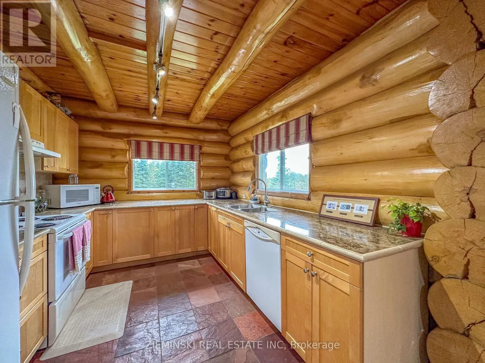4621 FREDERICK HOUSE LAKE ROAD