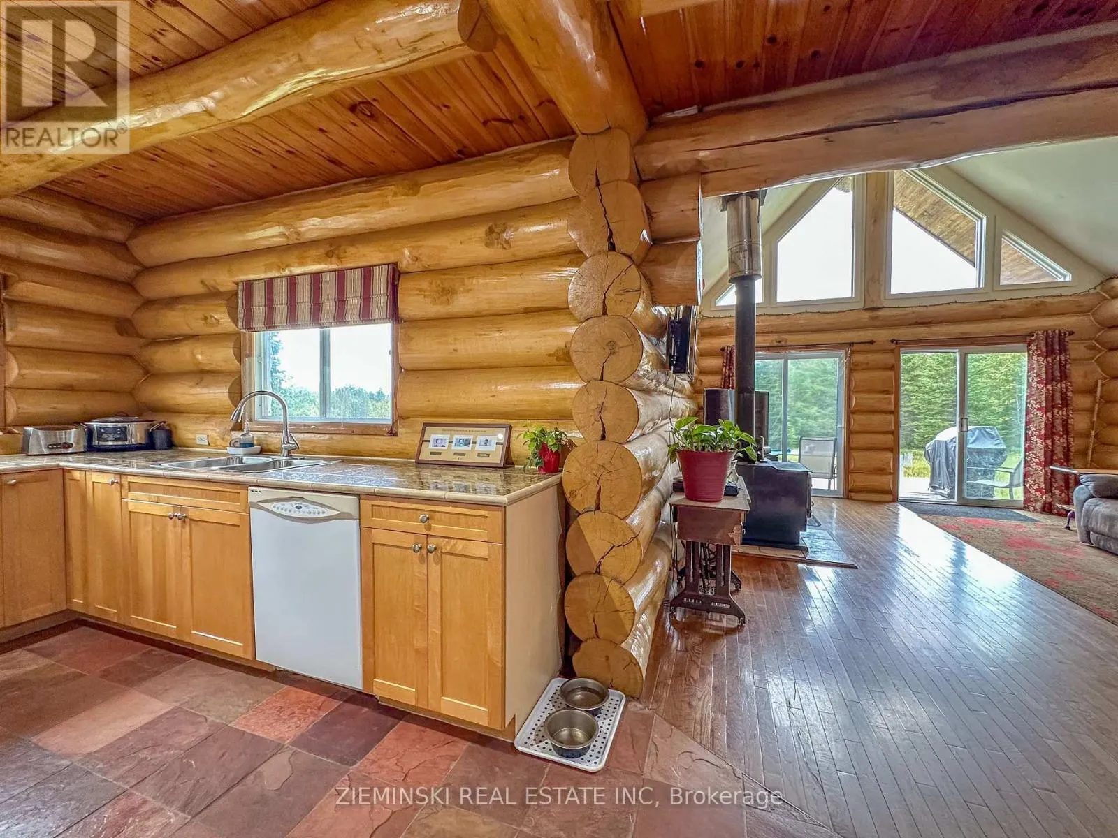 4621 FREDERICK HOUSE LAKE ROAD