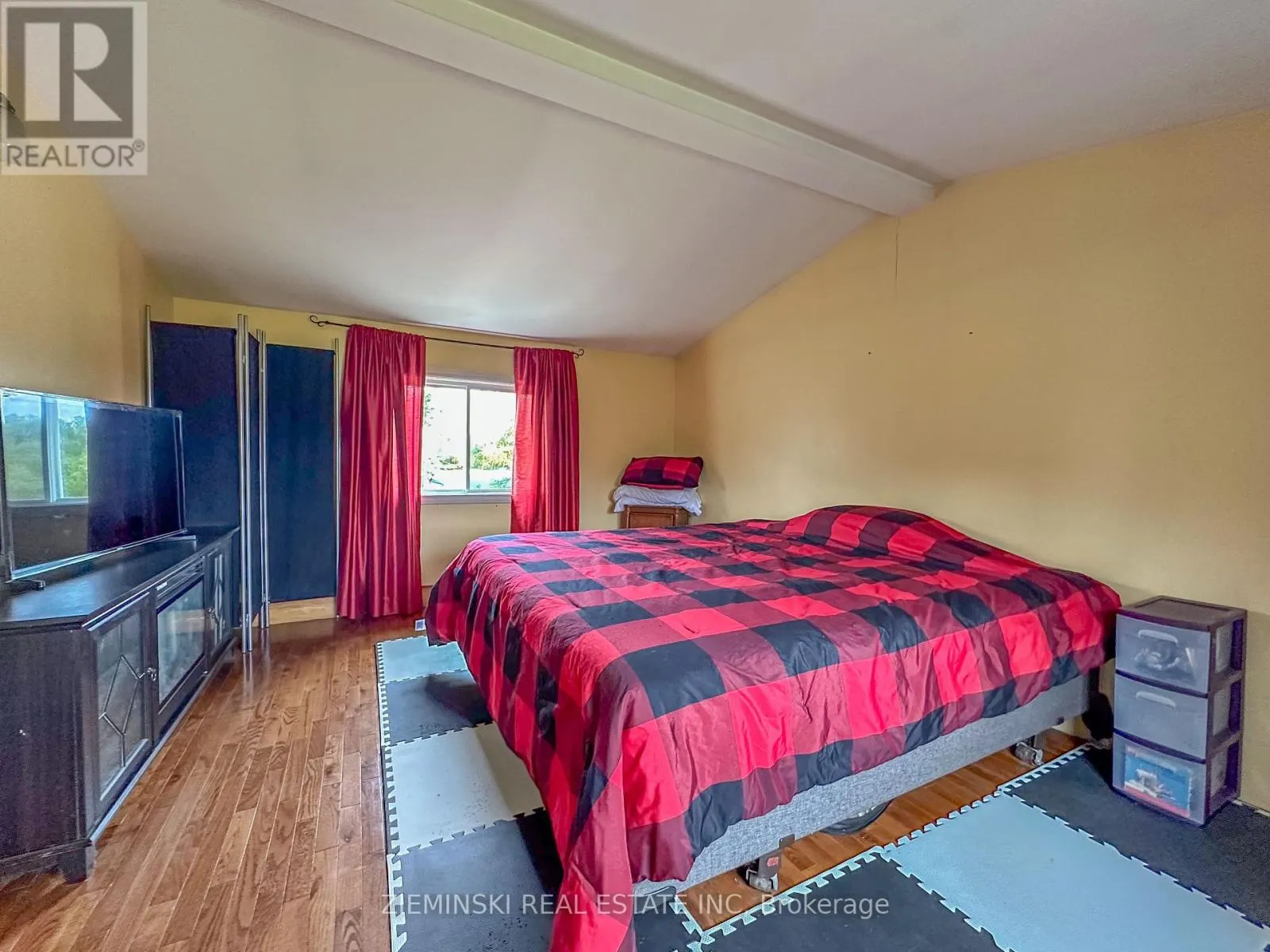 4621 FREDERICK HOUSE LAKE ROAD