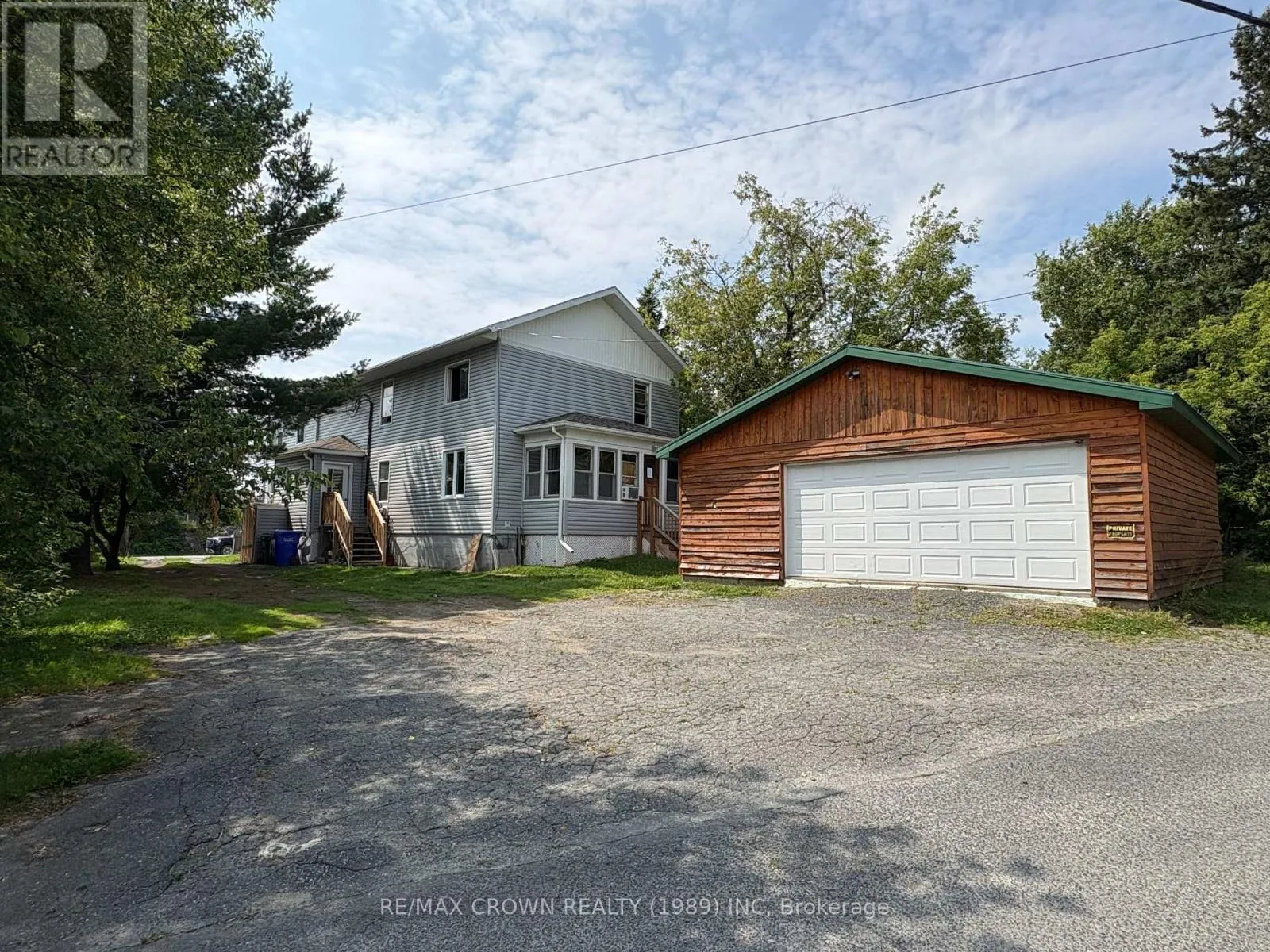 69 MCCAMUS AVENUE
