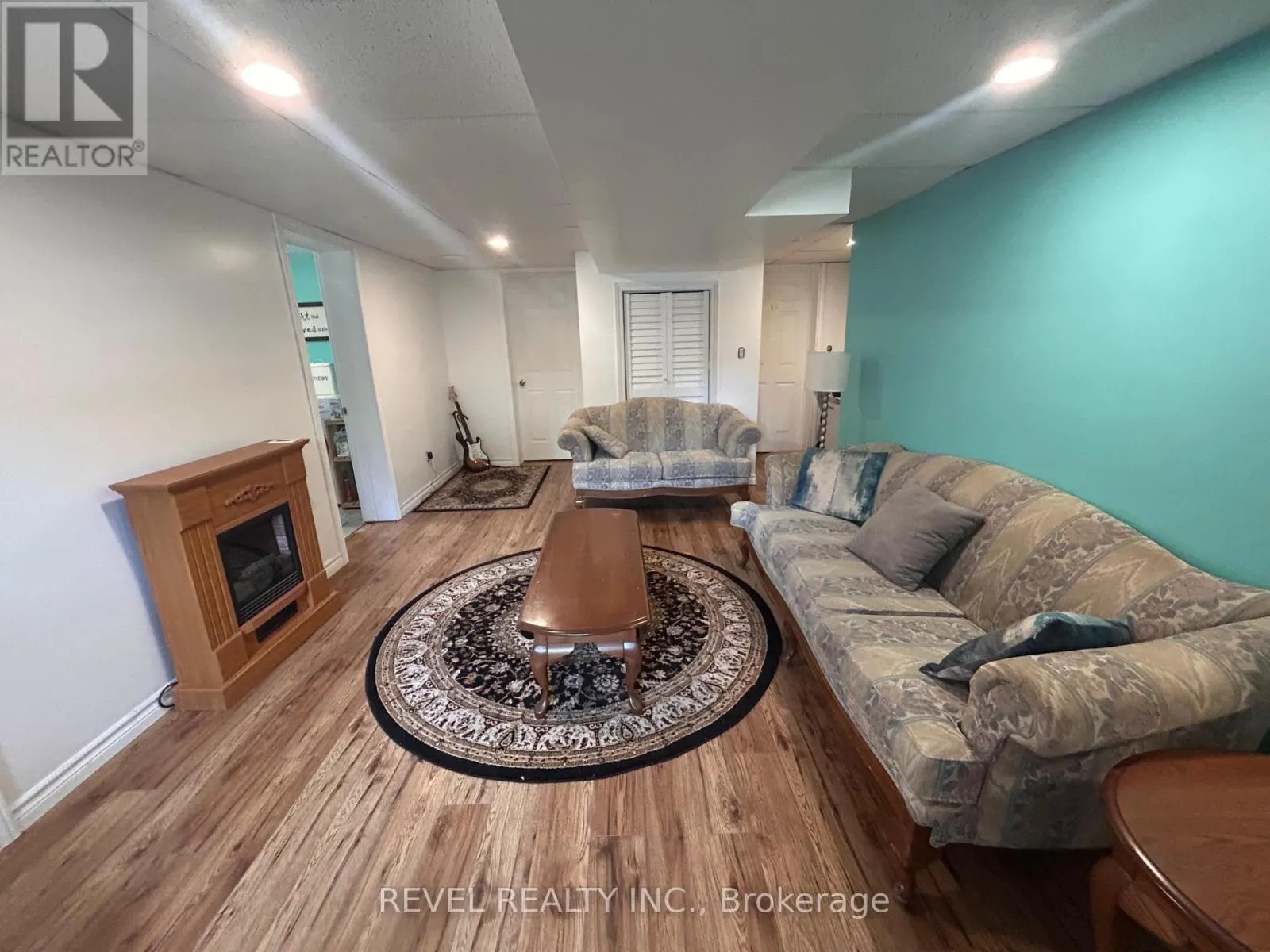 303 FOURTH AVENUE