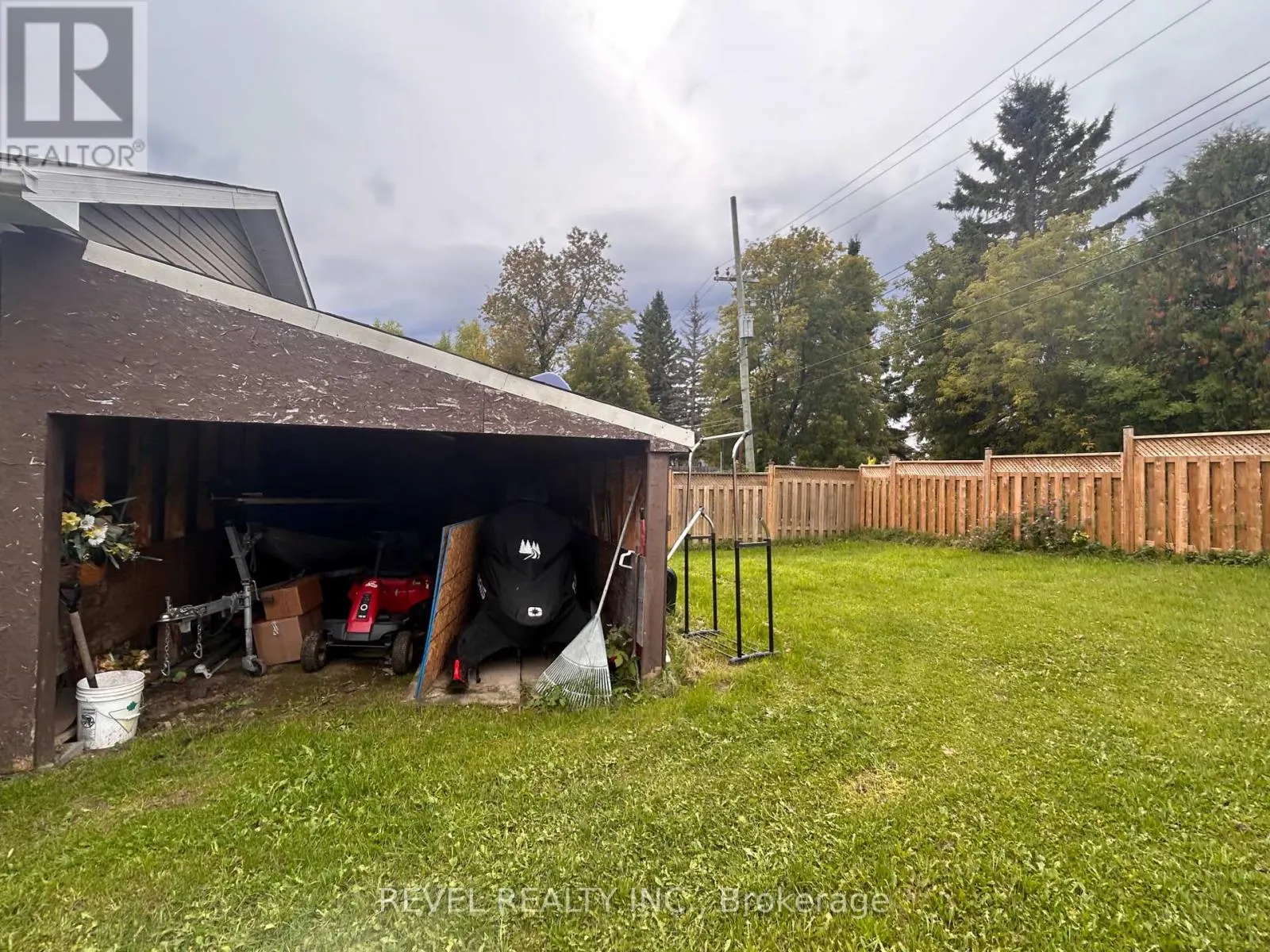 303 FOURTH AVENUE