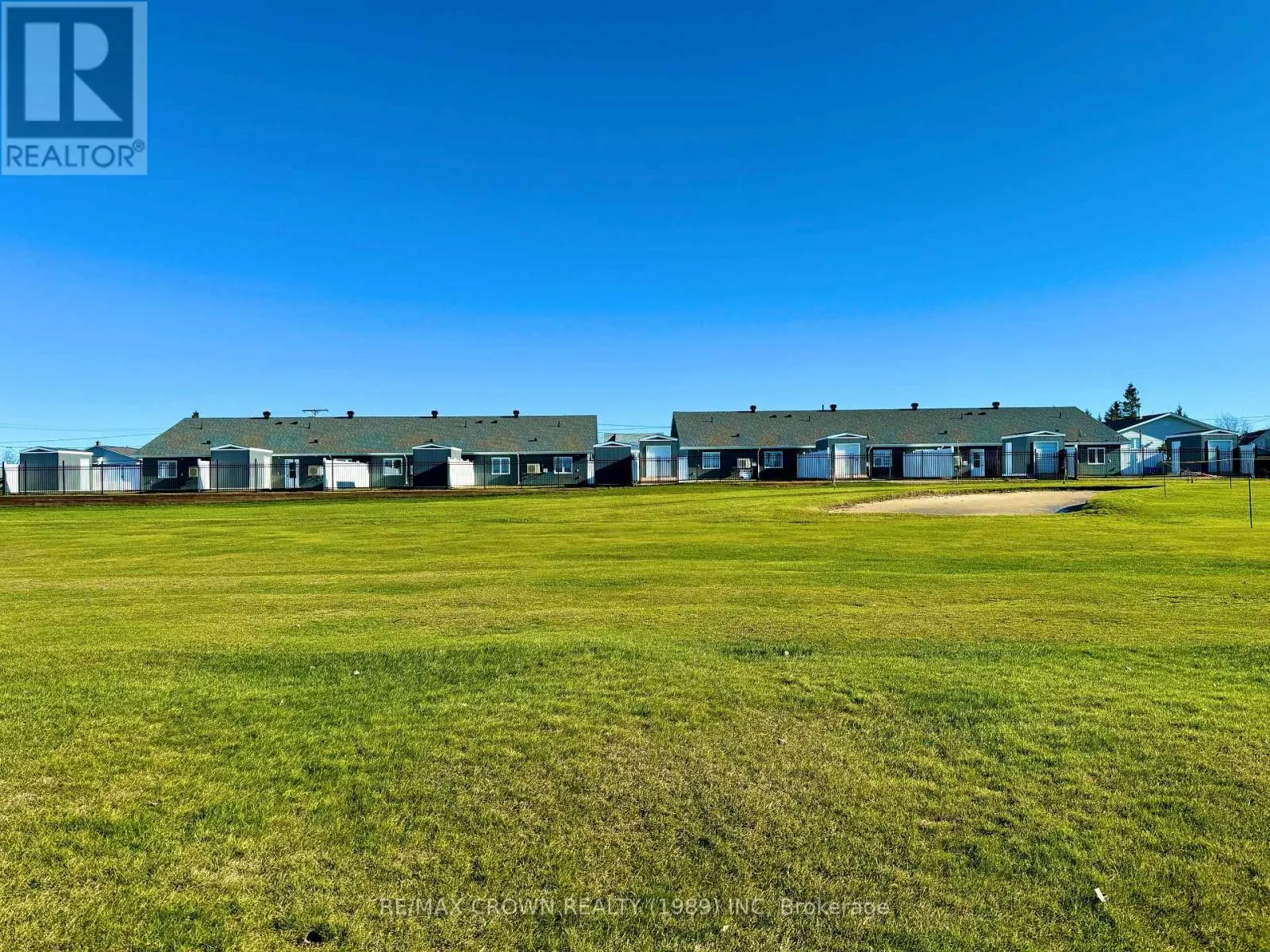 18 GOLF STREET