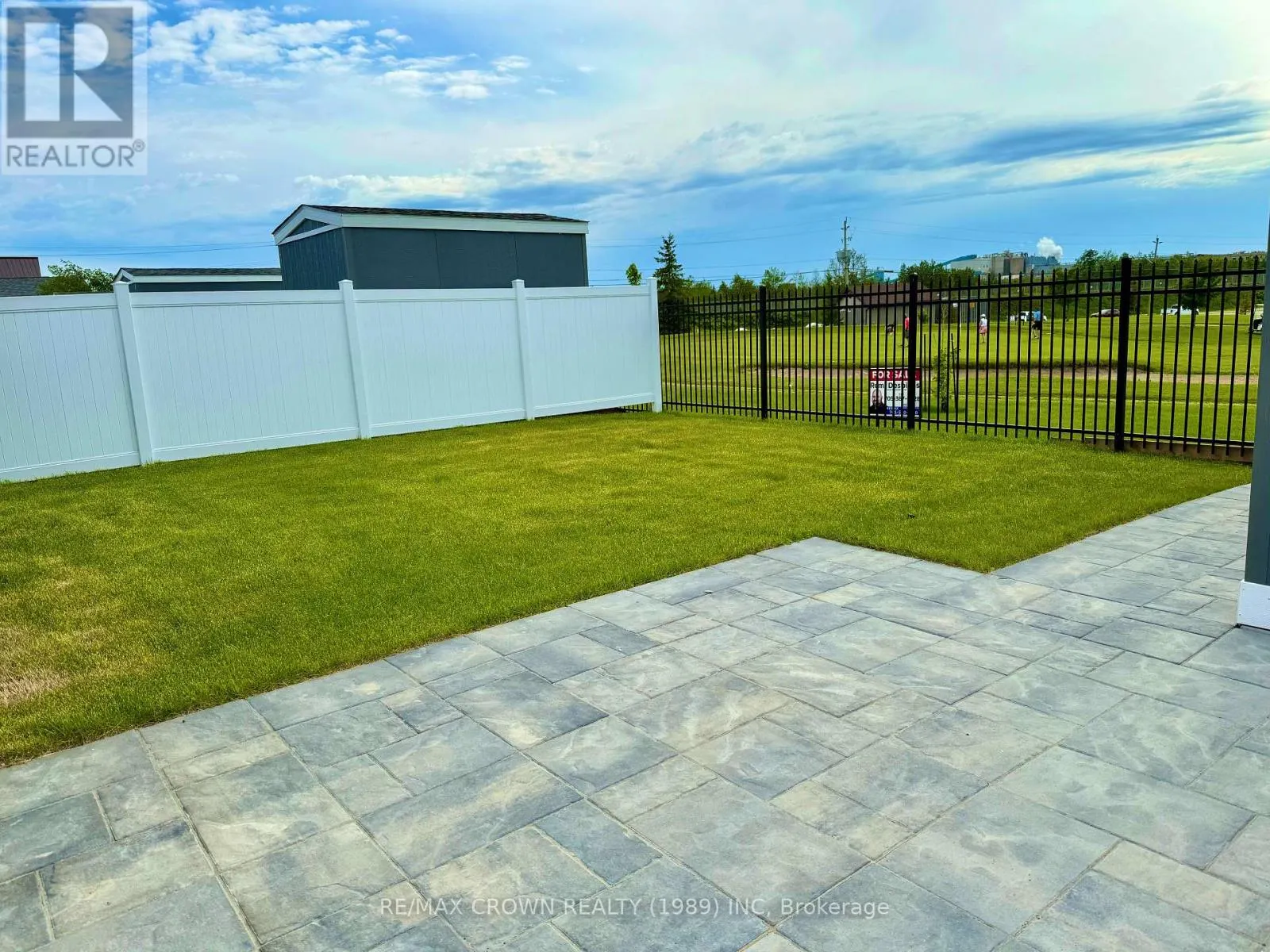 18 GOLF STREET