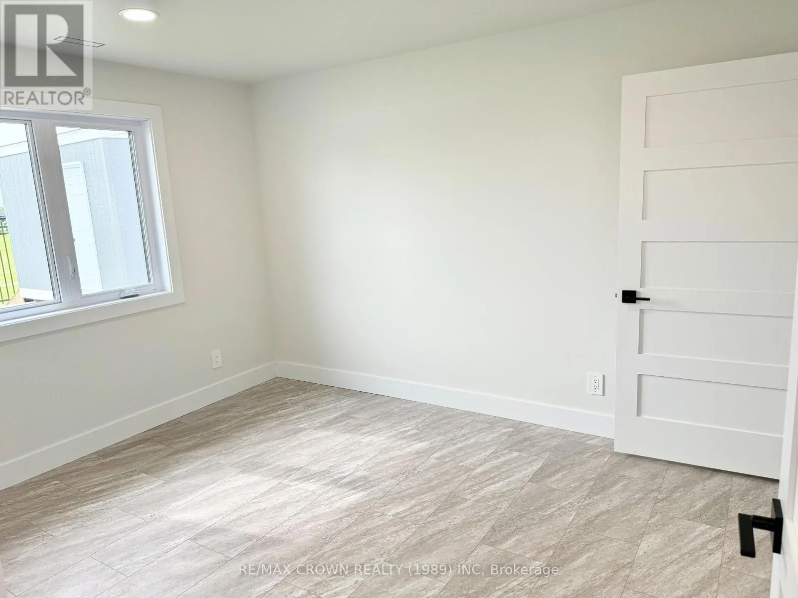 18 GOLF STREET