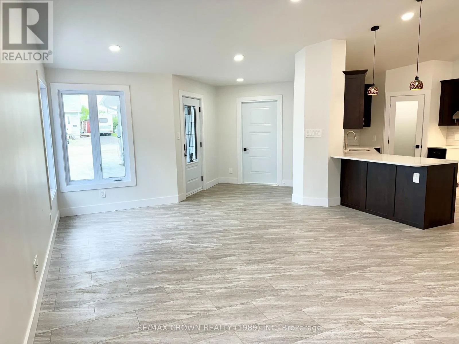 18 GOLF STREET