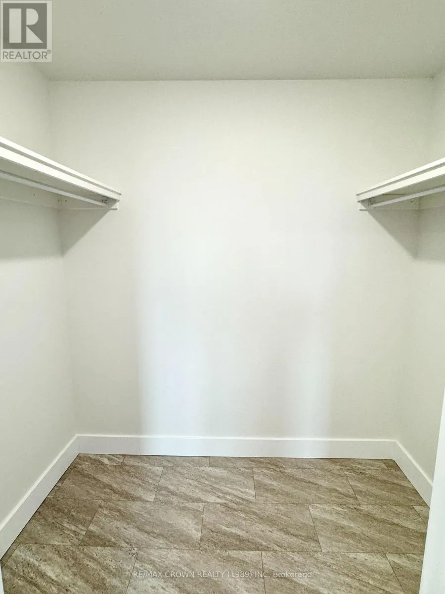 18 GOLF STREET