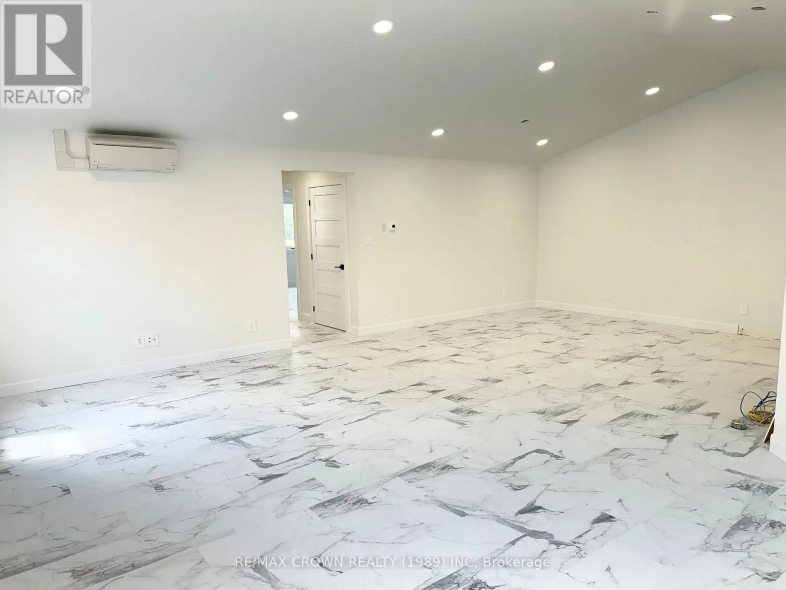 20 GOLF STREET