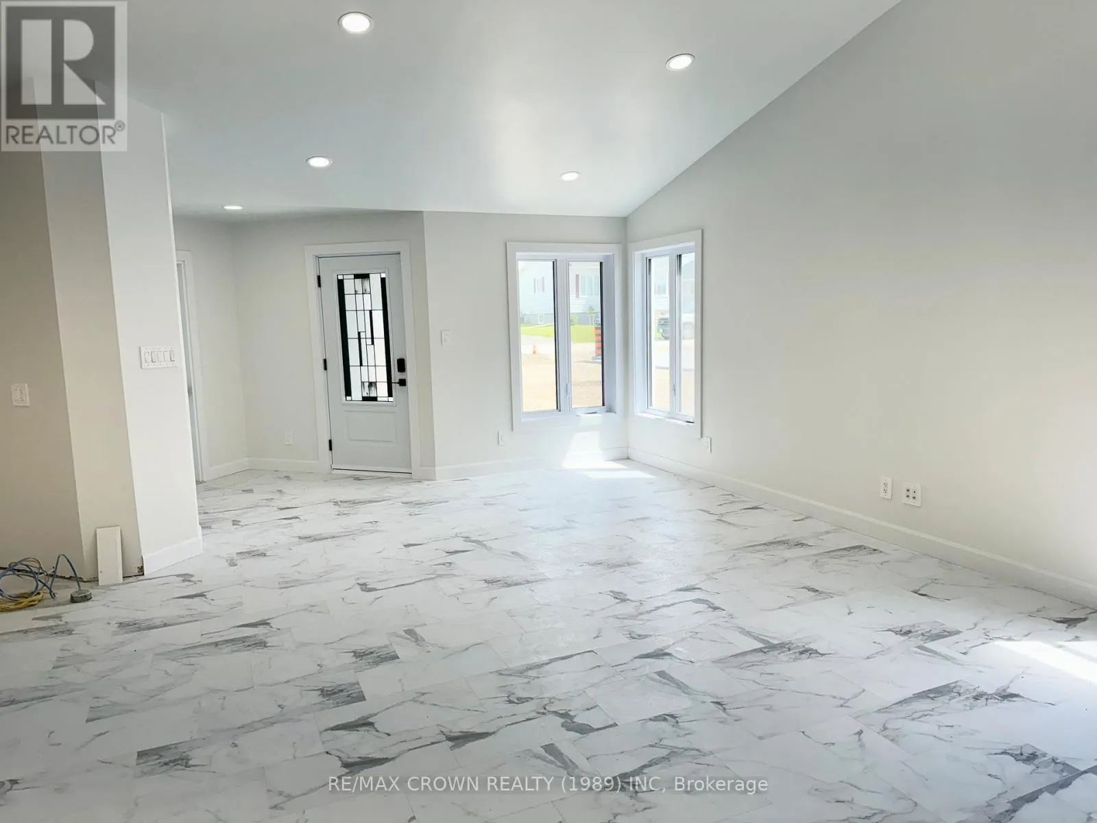 20 GOLF STREET