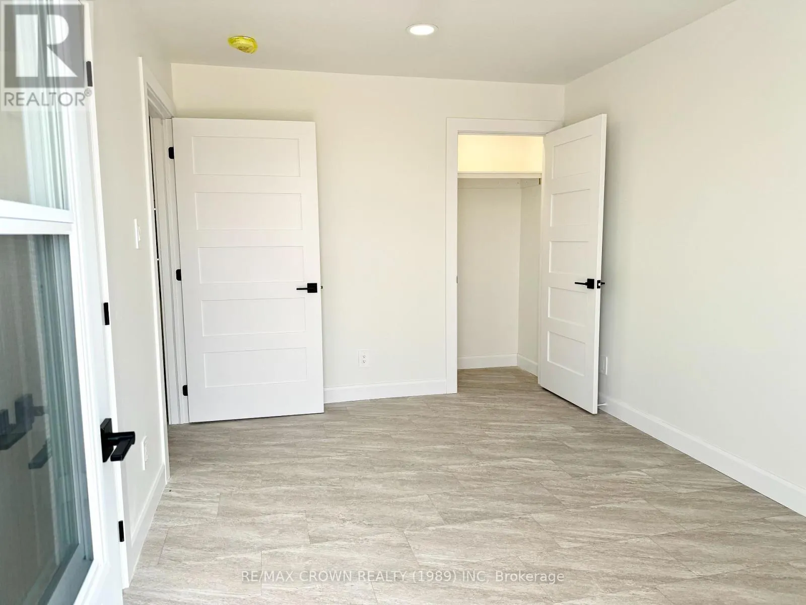 22 GOLF STREET