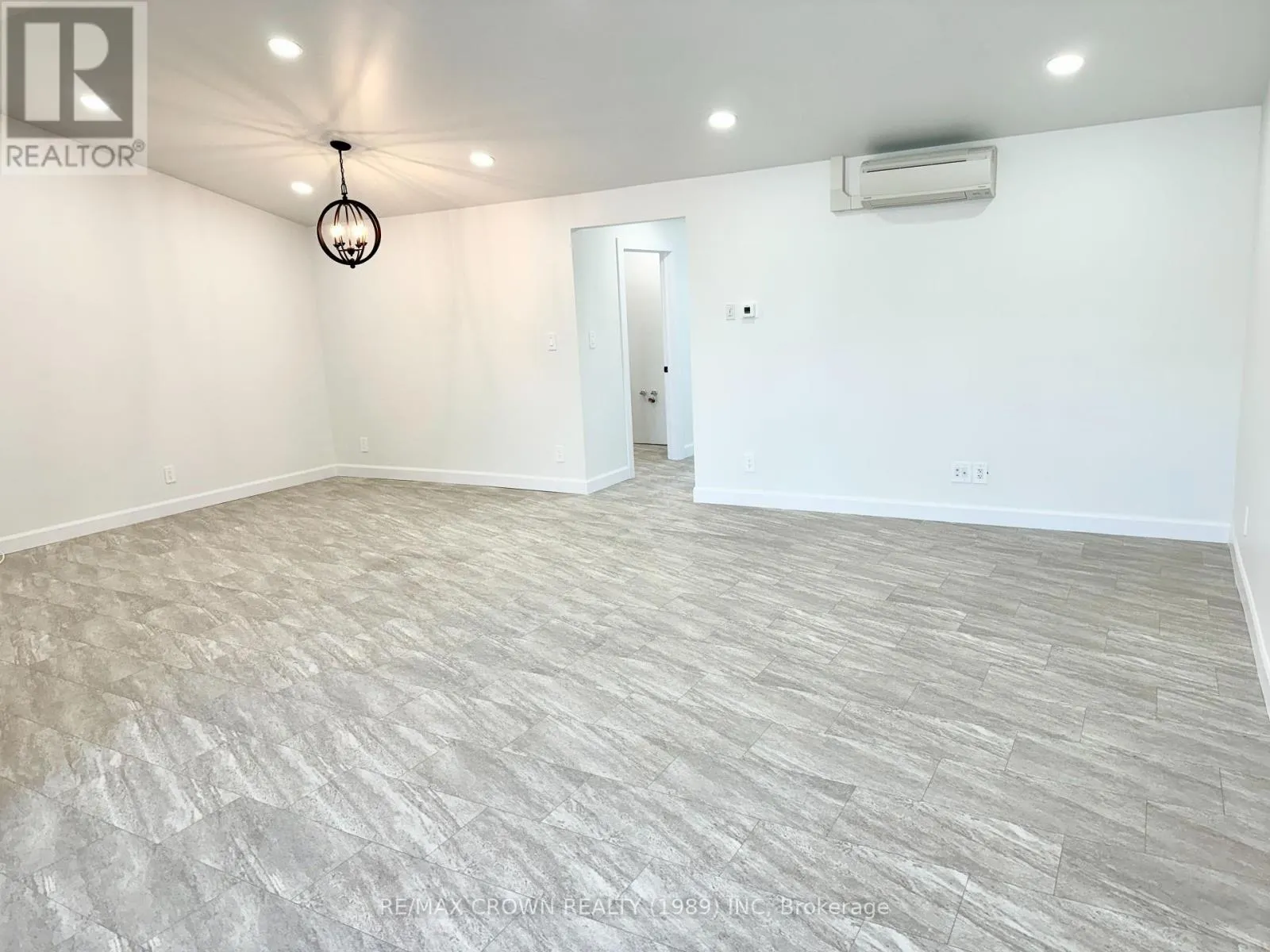 22 GOLF STREET