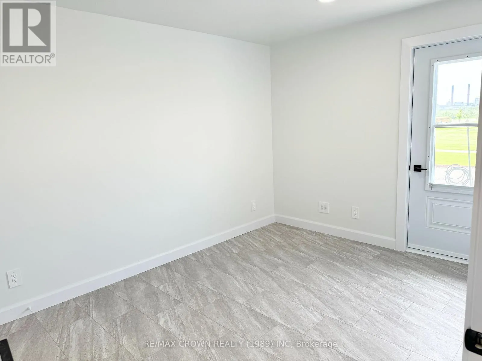 22 GOLF STREET