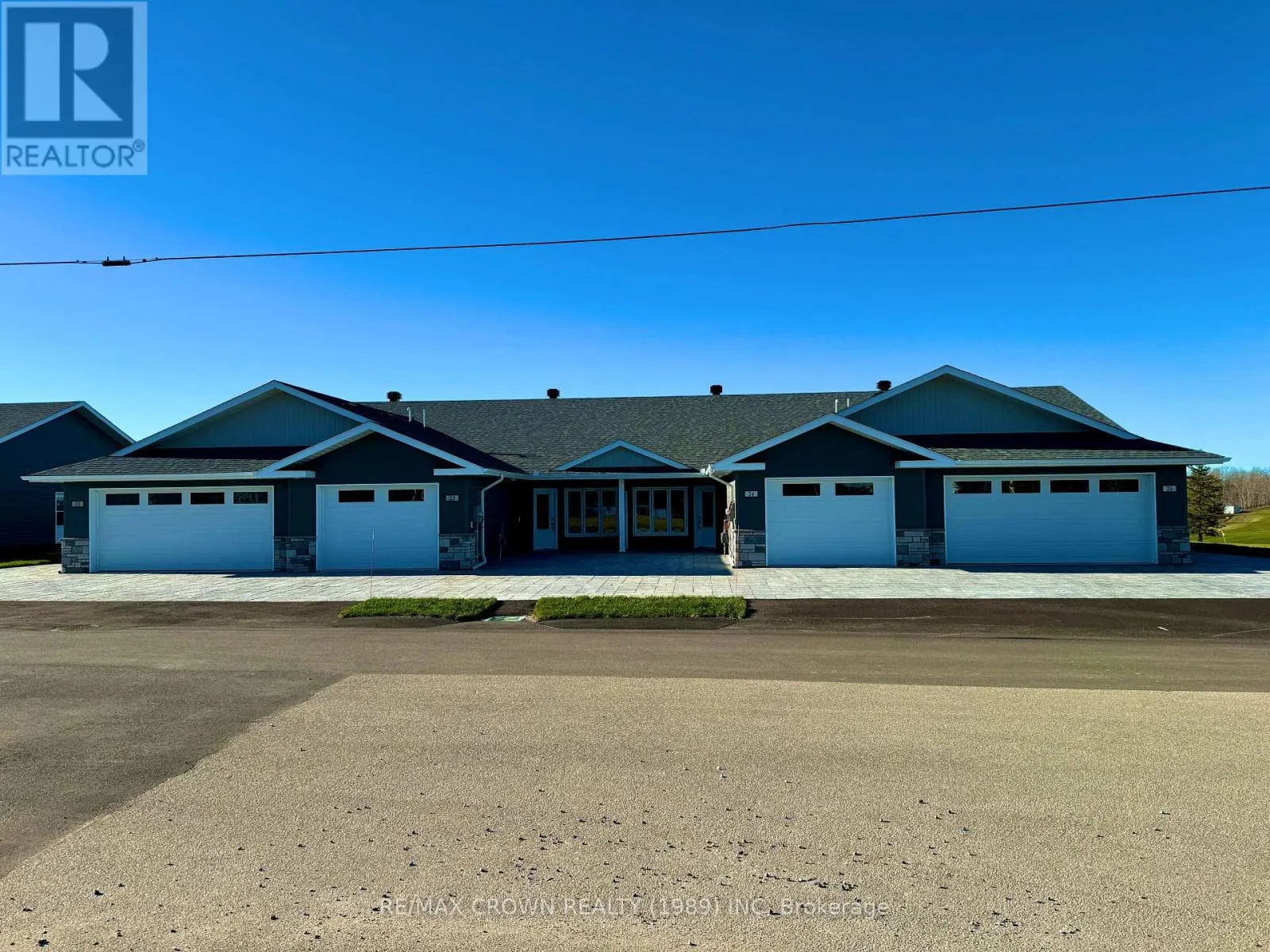 22 GOLF STREET