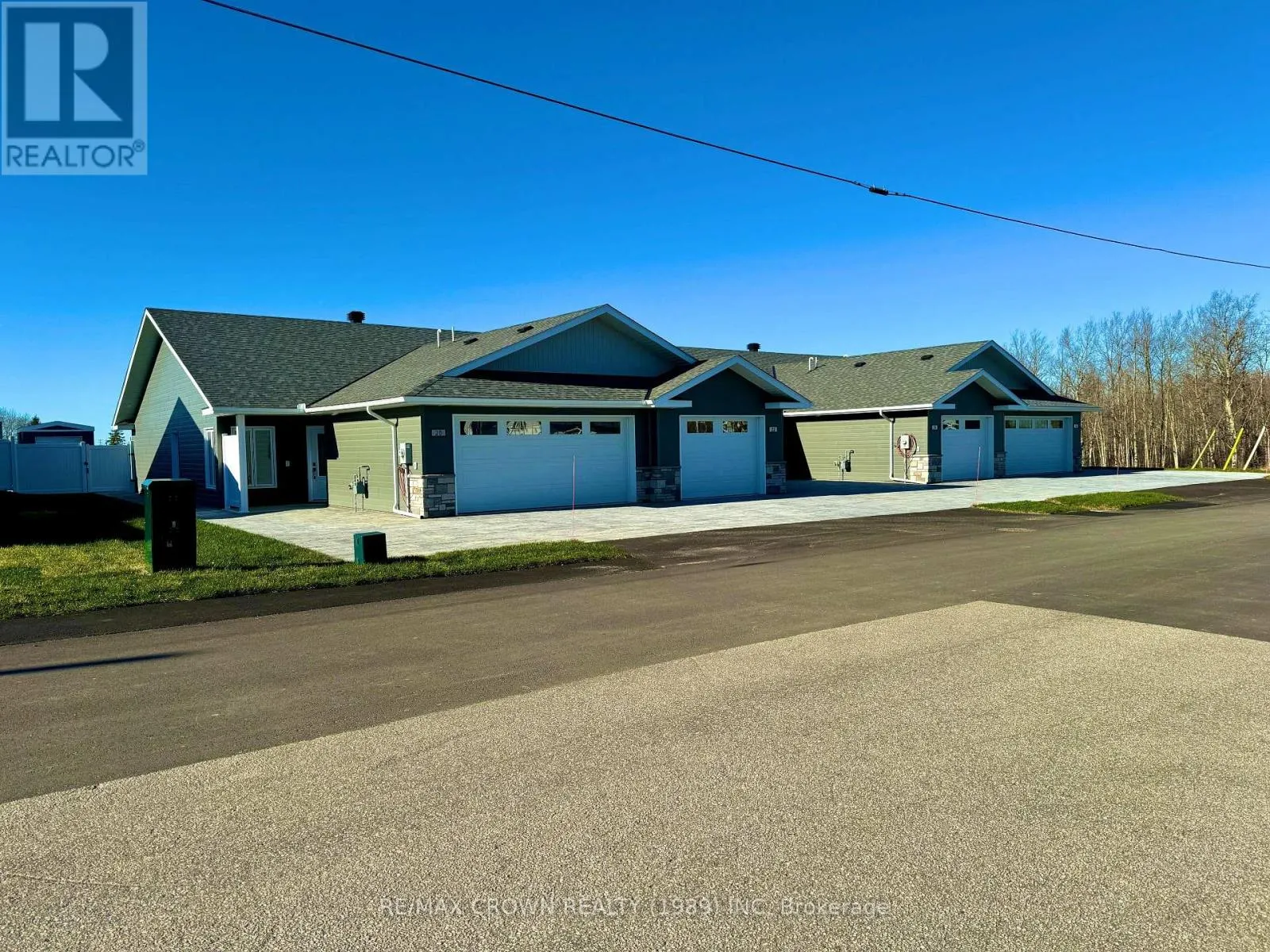22 GOLF STREET