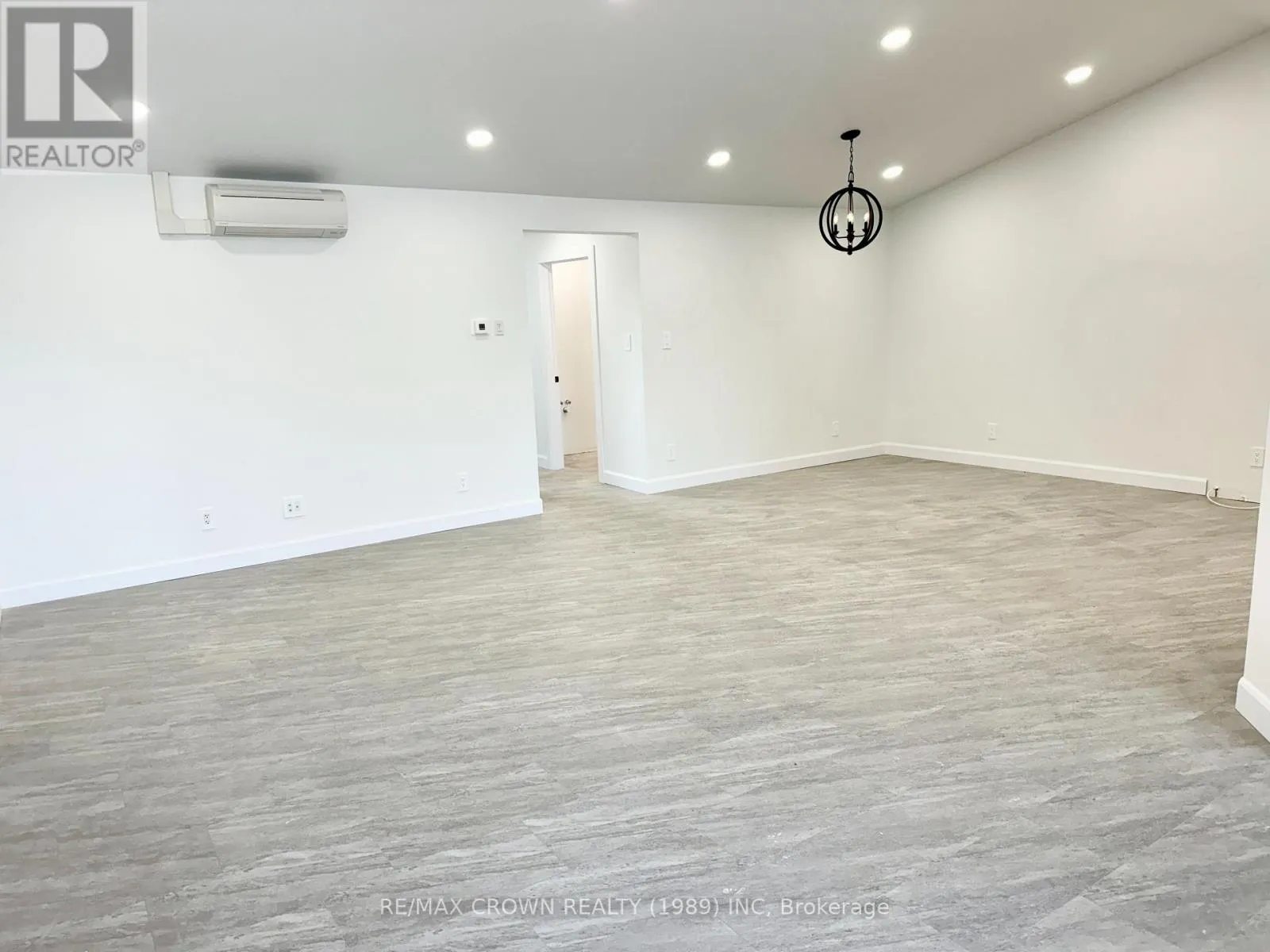 24 GOLF STREET