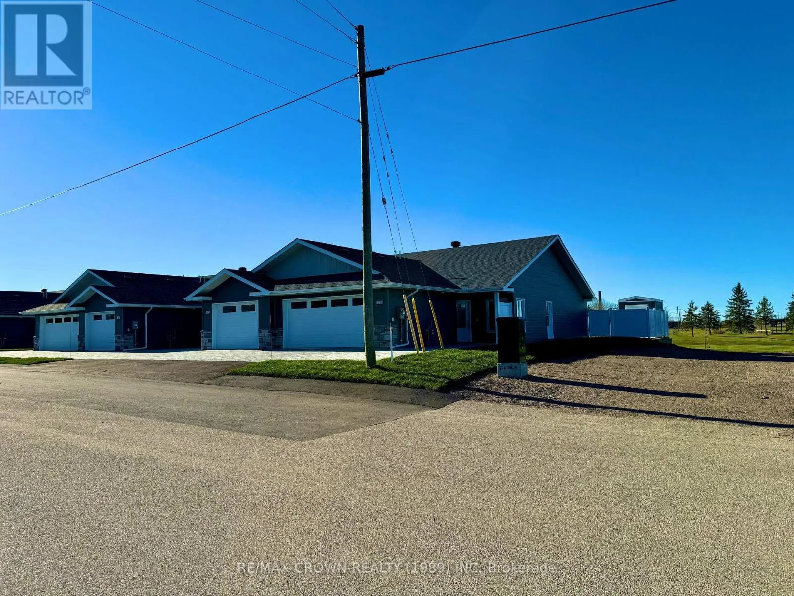 26 GOLF STREET
