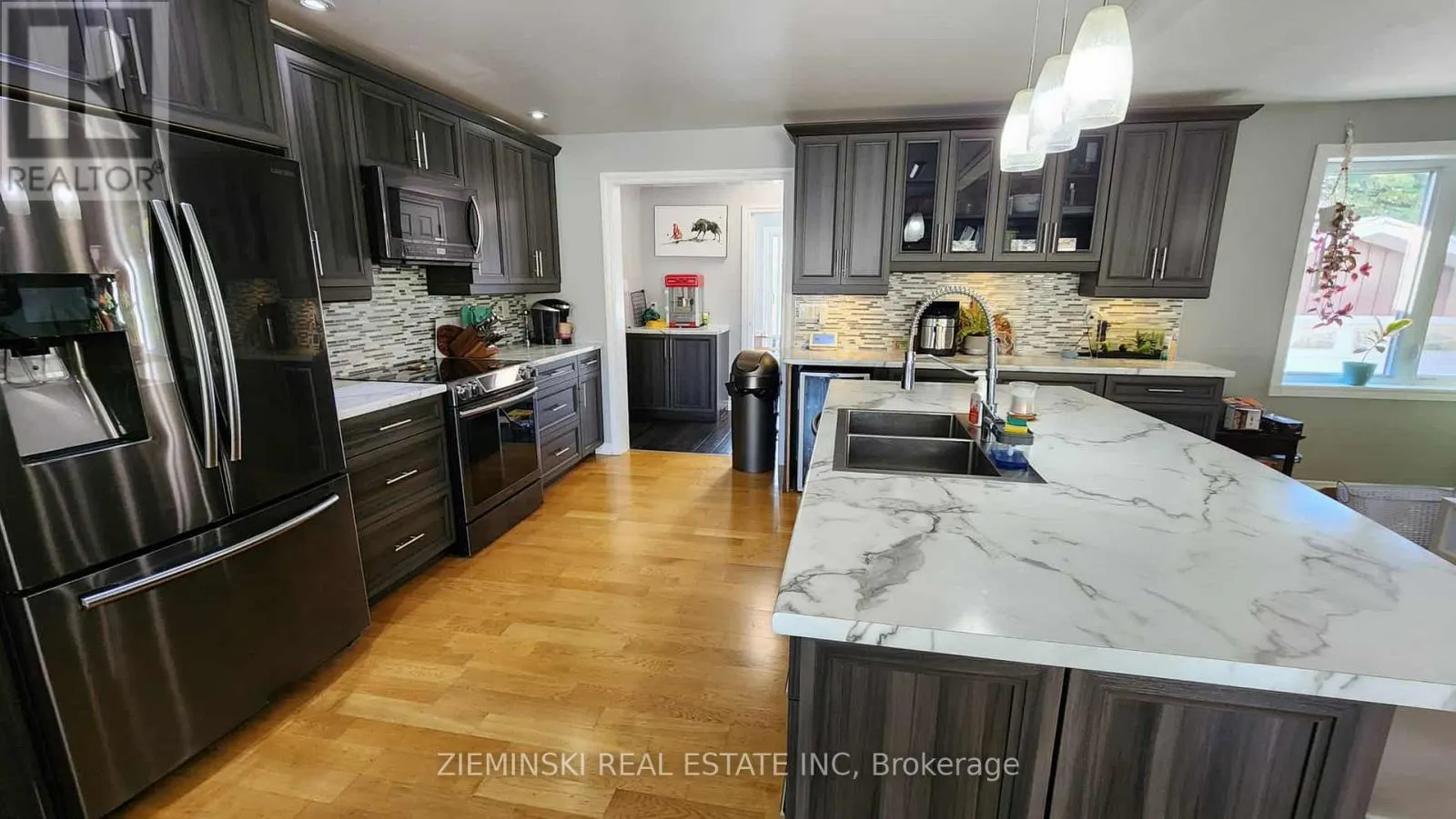 447 ELEVENTH AVENUE