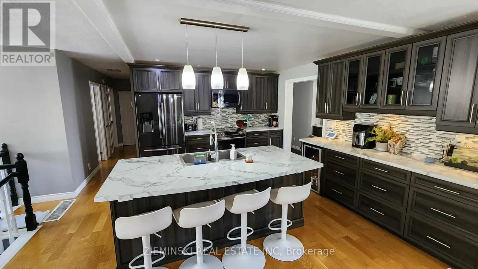 447 ELEVENTH AVENUE
