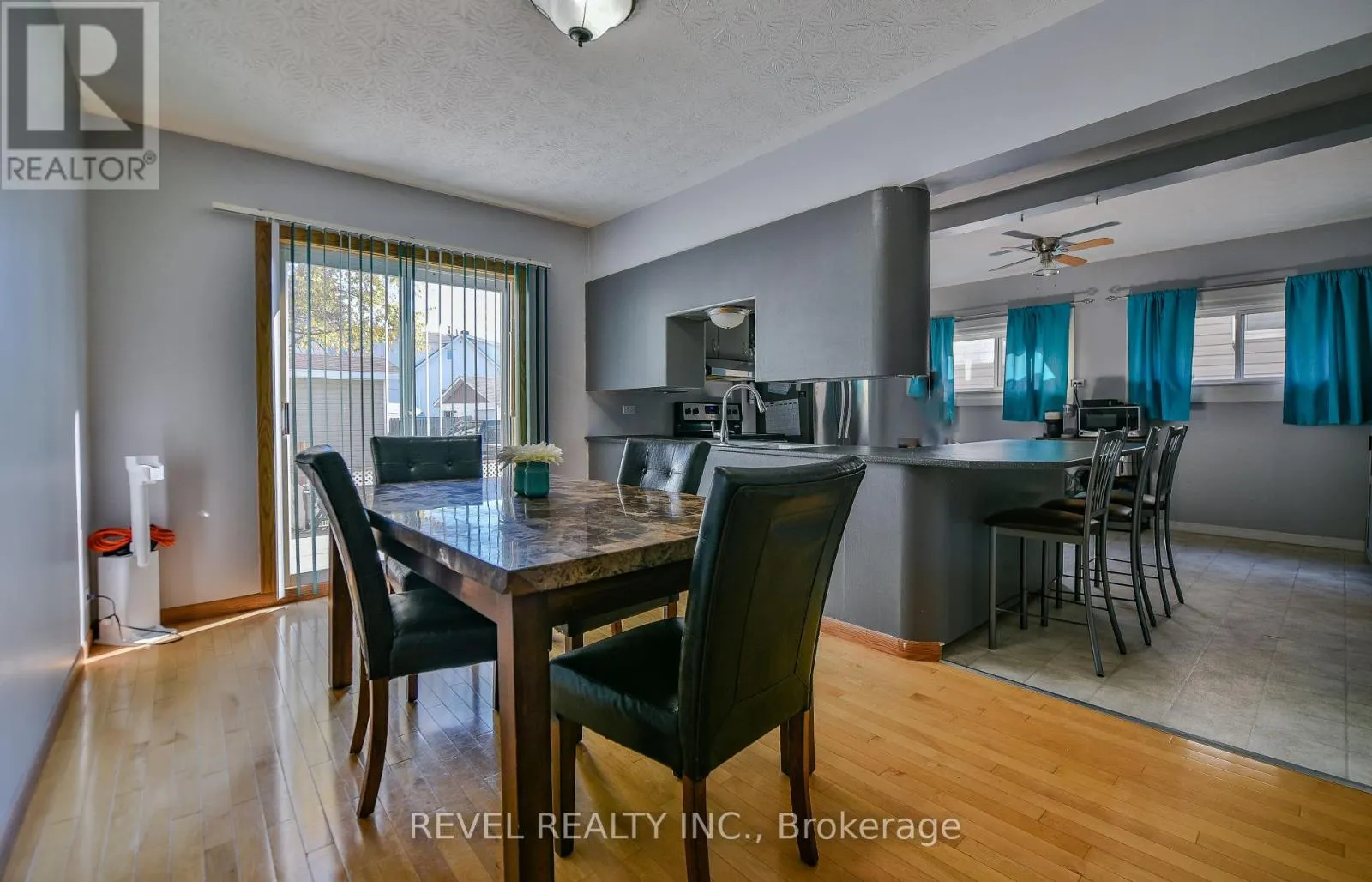 378 ELM STREET S