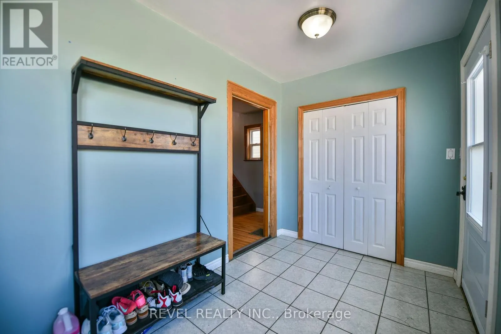 378 ELM STREET S