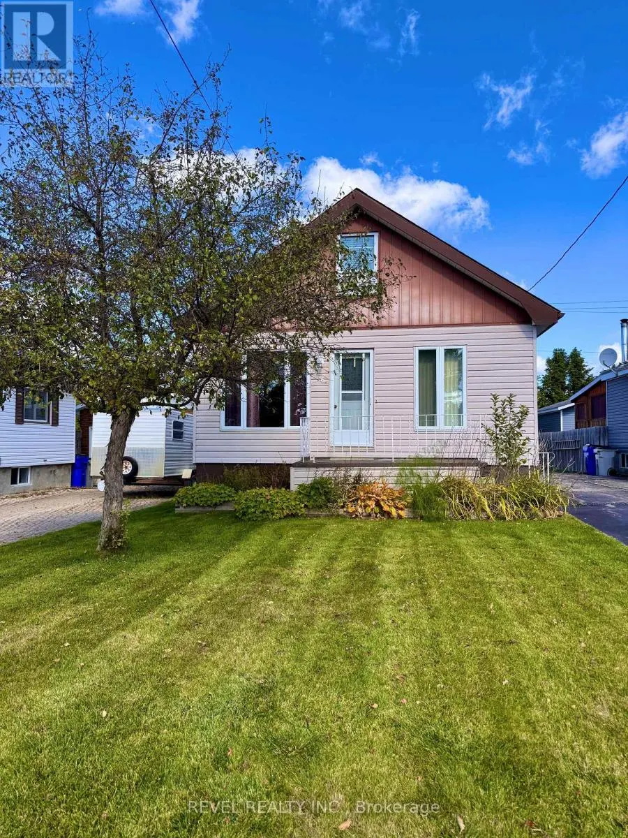 26 MONETA AVENUE