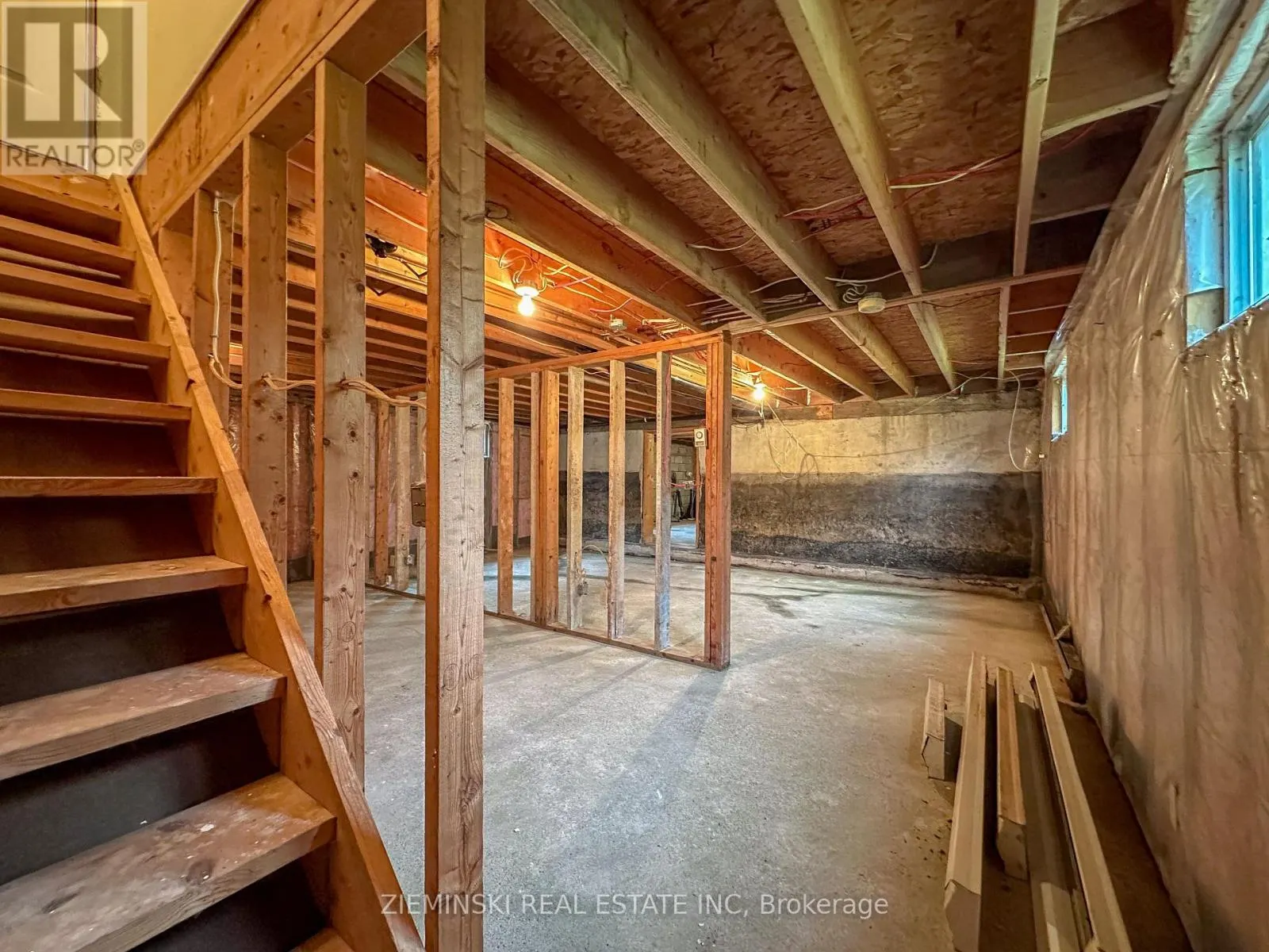 1099 BESAW ROAD