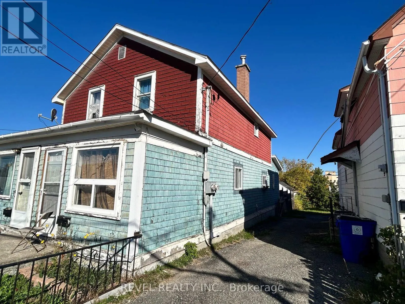 220-222 SIXTH AVENUE