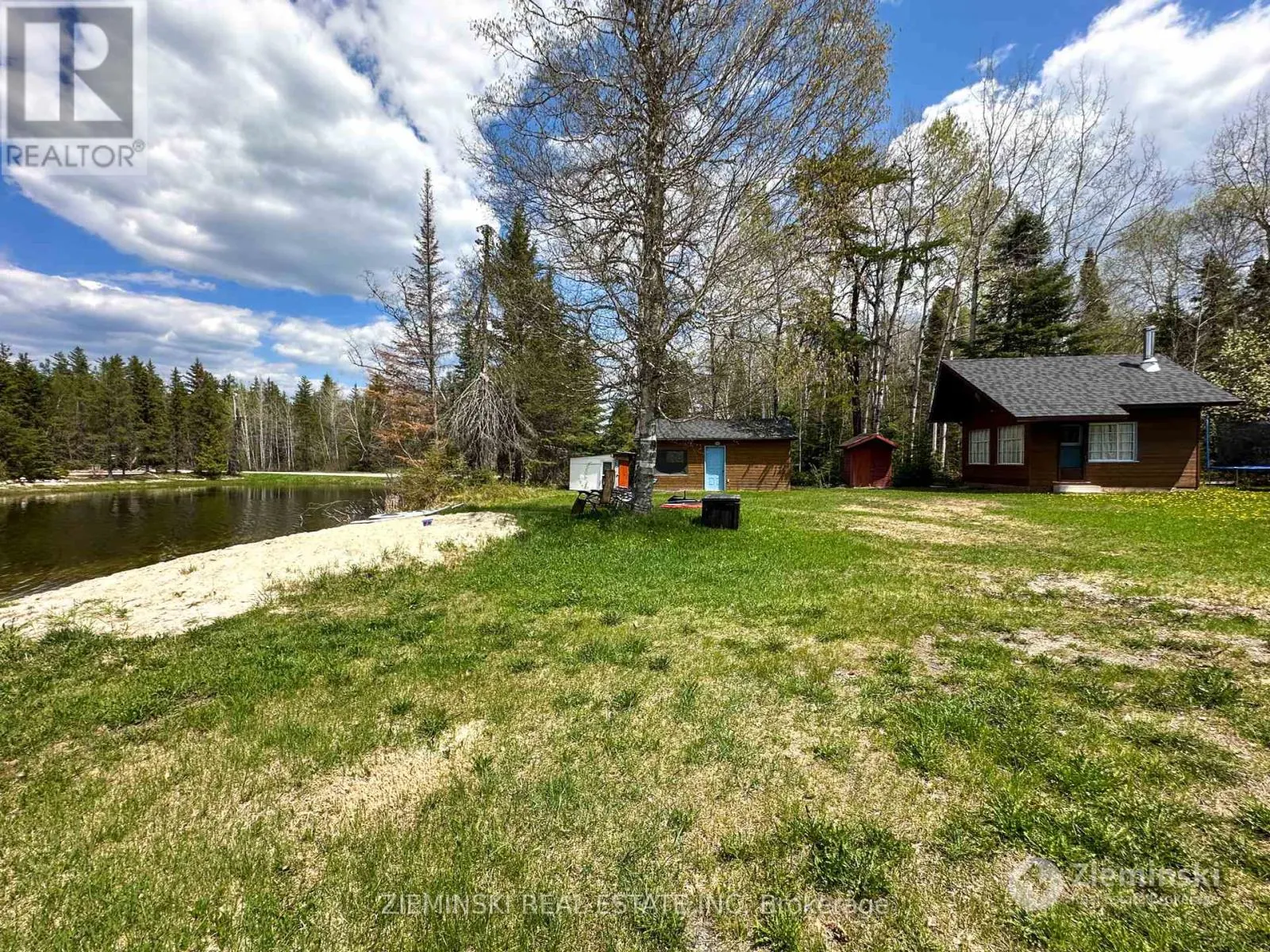 167 & 169 NELLIE LAKE ROAD E