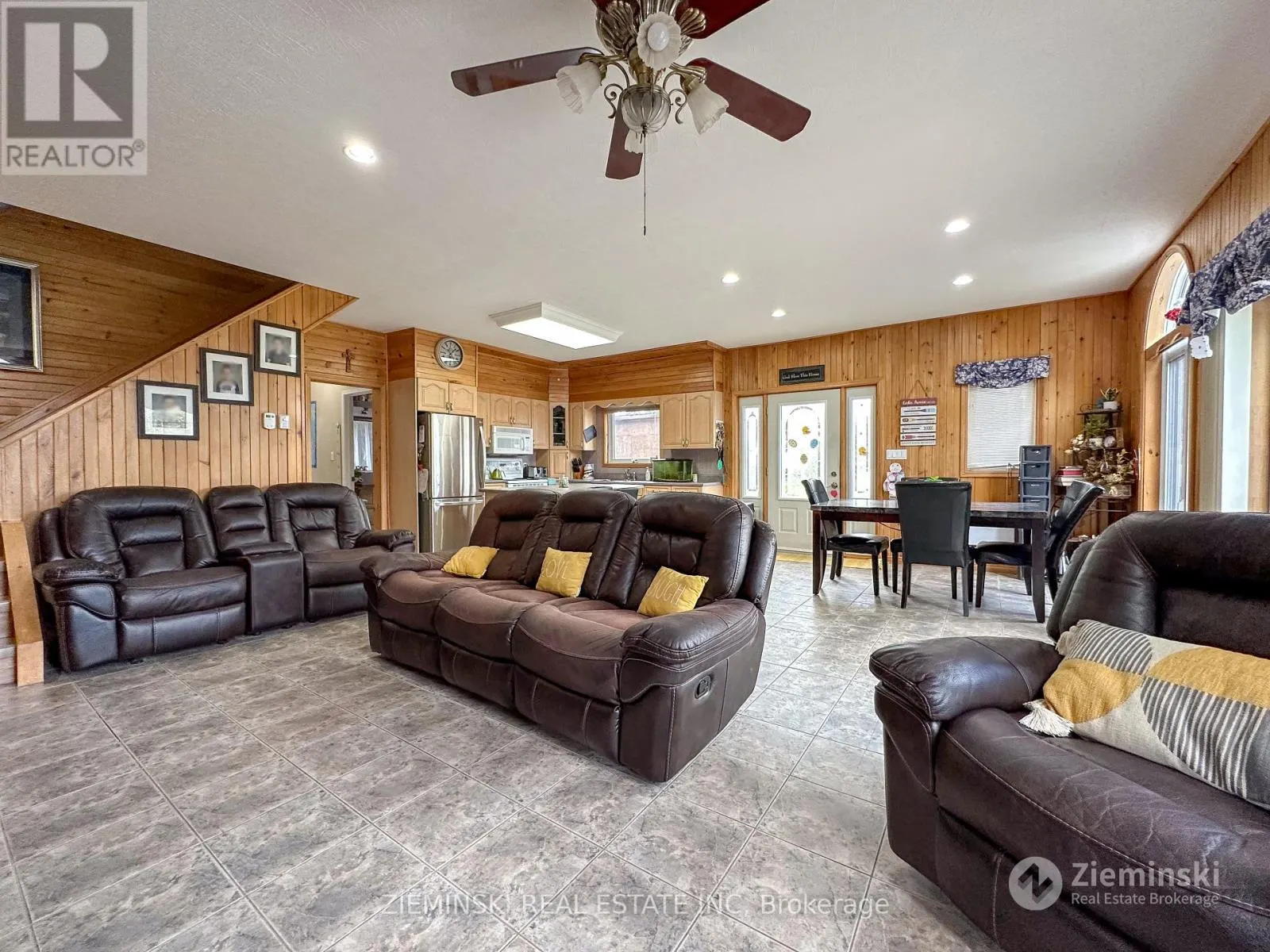 167 & 169 NELLIE LAKE ROAD E