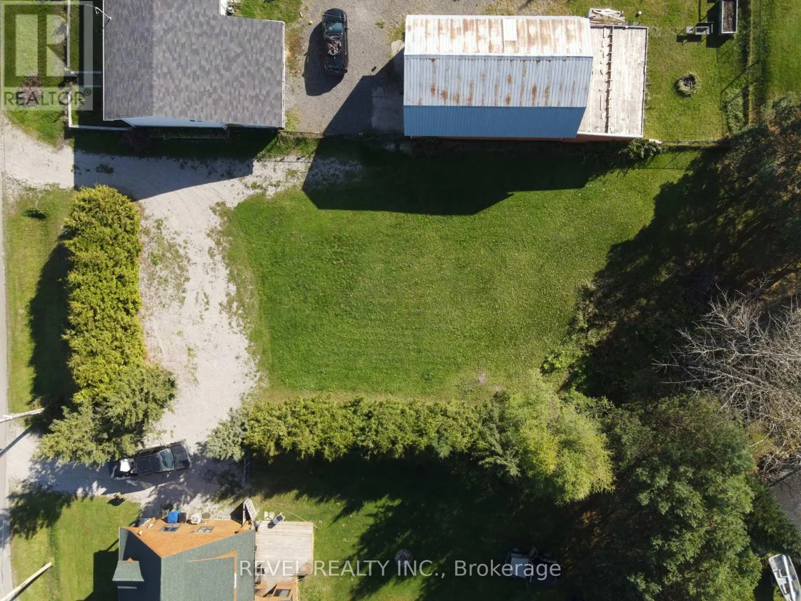 16 LAFERRIERE STREET
