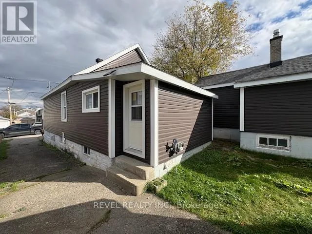 51-53 KENT AVENUE