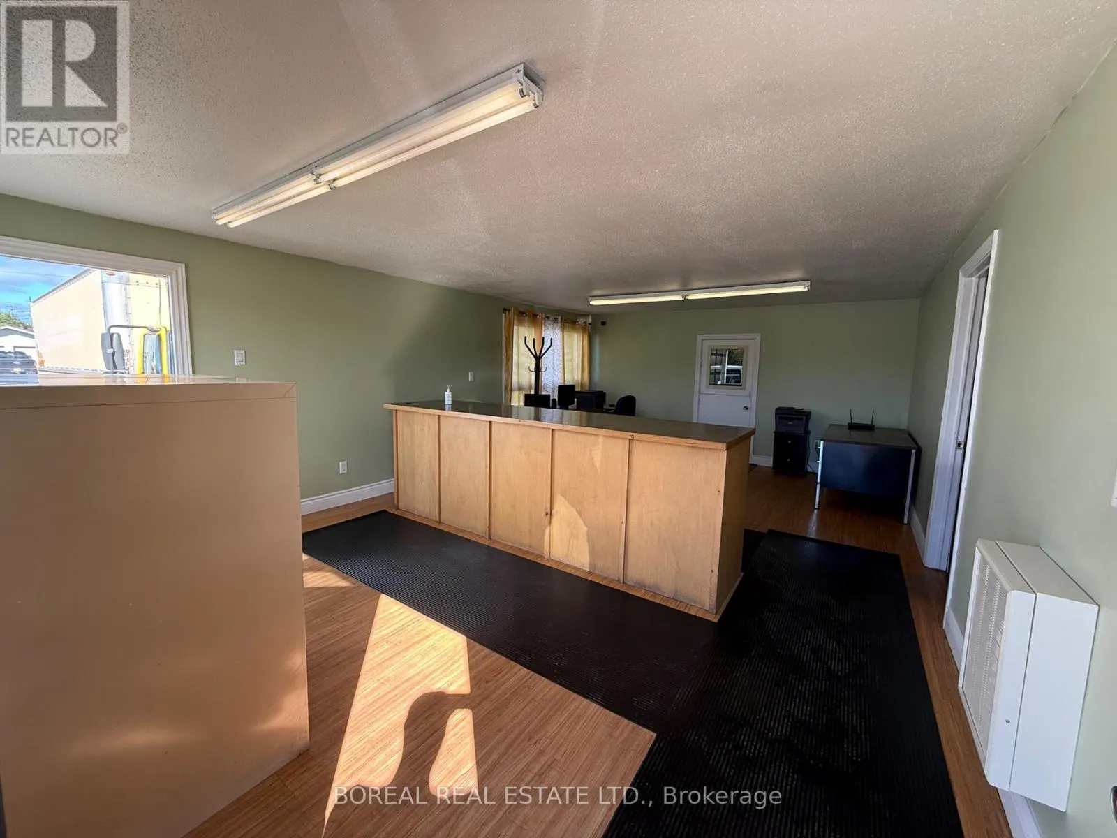 288 FIRST AVENUE