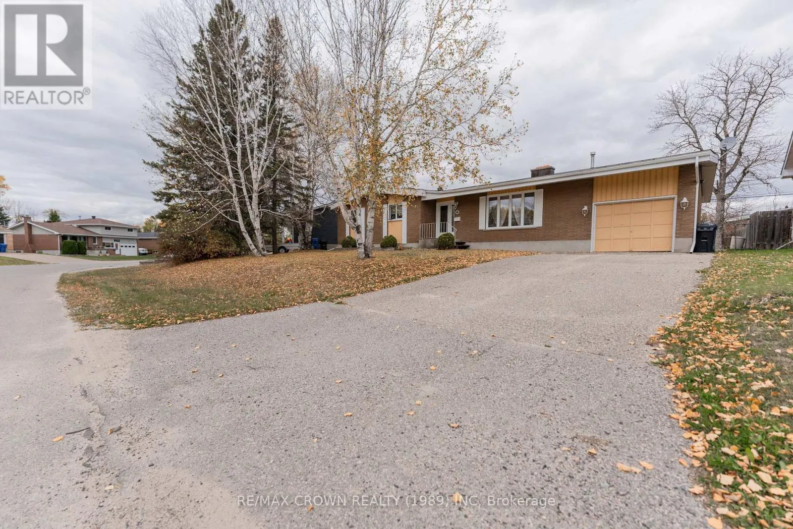13 KIMBERLY DRIVE