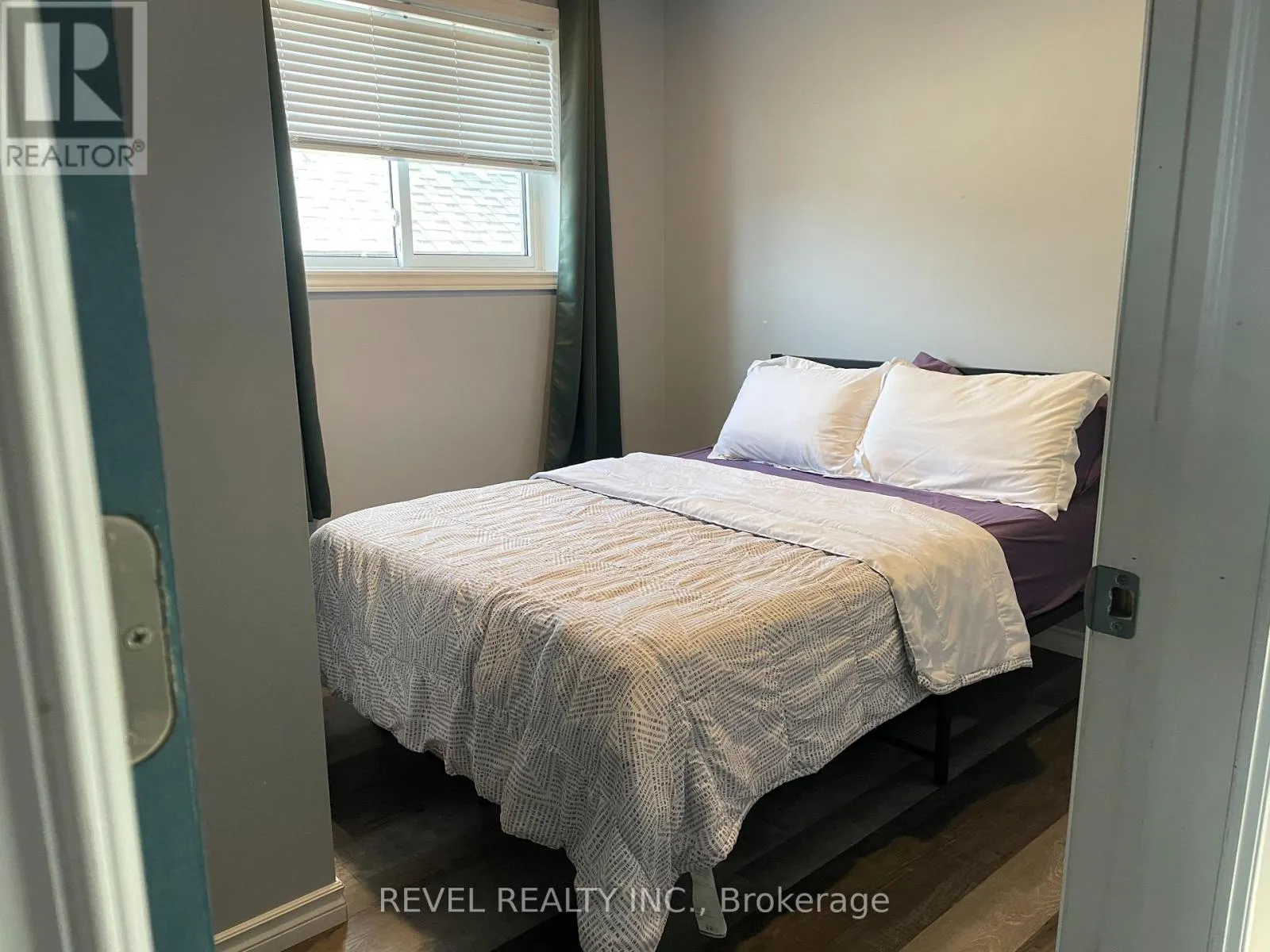 383 ELM STREET S
