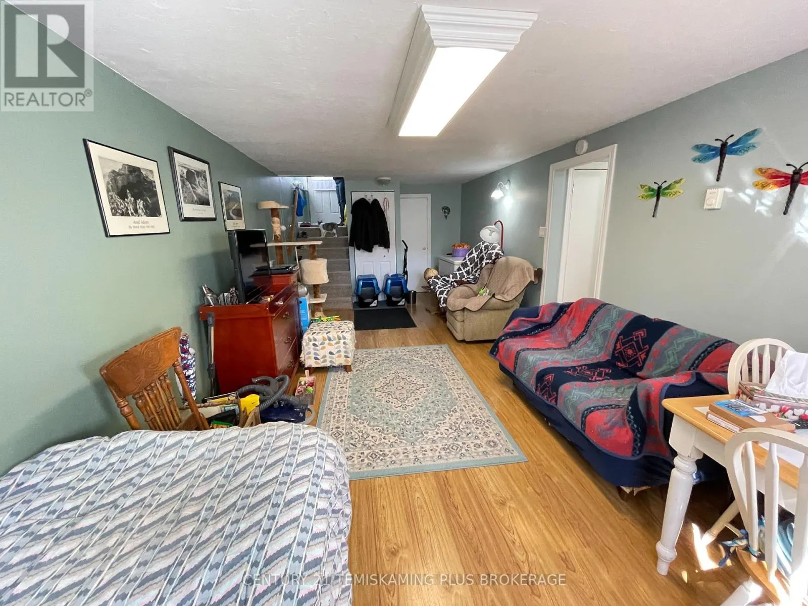 396 FARAH AVENUE