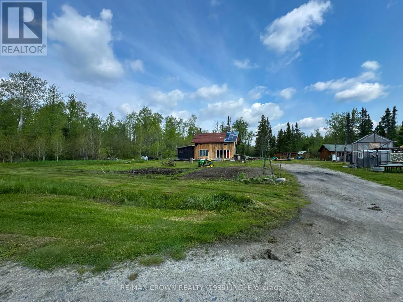 LOT 5 CONCESSION 3