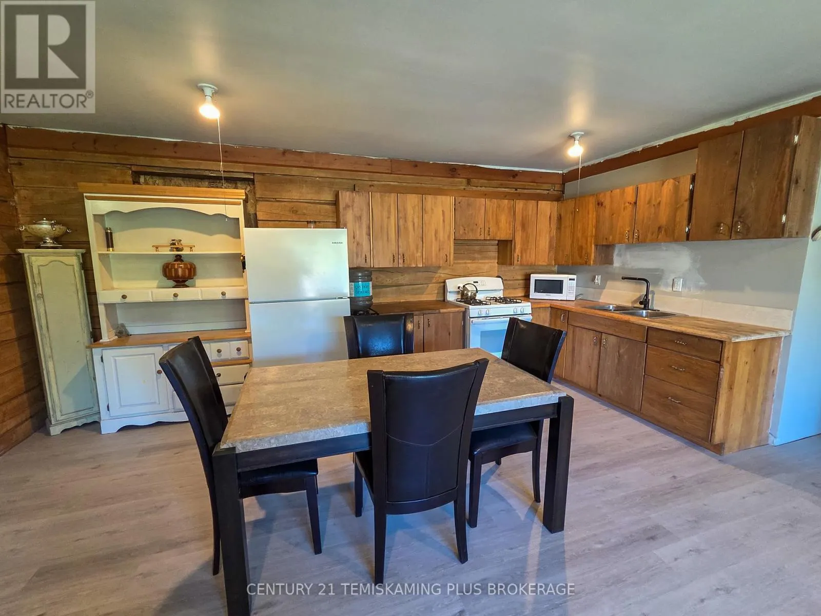 973293 HIGHWAY 567