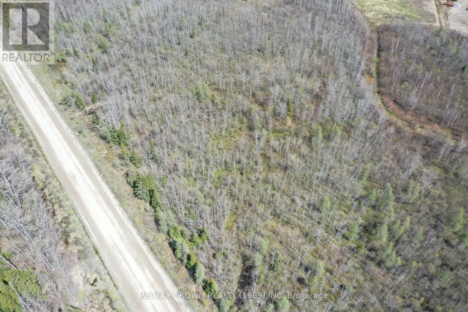 69 CLEAR LAKE NORTH ROAD